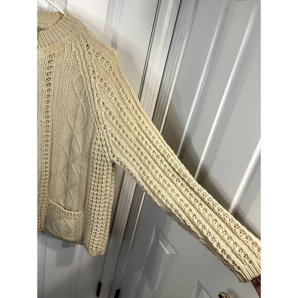 Vtg Gaeltarra Aran Cream Fisherman Cable Knit Irish Wool Sweater Size 40 (US M) - Picture 8 of 9